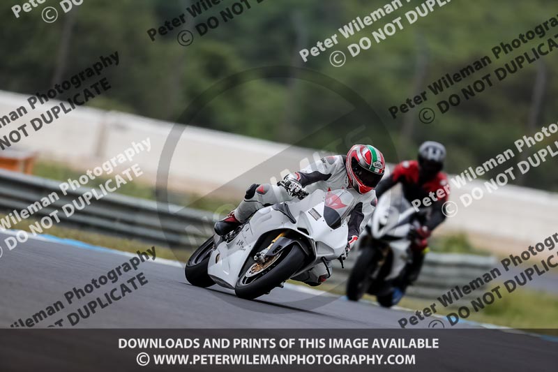 estoril;event digital images;motorbikes;no limits;peter wileman photography;portugal;trackday;trackday digital images